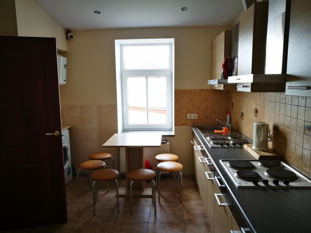 Liela Guest Apartament Liepāja Esterno foto